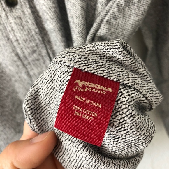 Arizona Jeans Polar Bear Black button down sz: Med - Picture 6 of 7